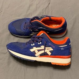 ASICS gt royal and reddish orange size 11